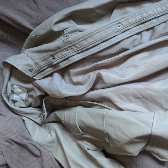 Faux leather jacket - Picture 2 of 4